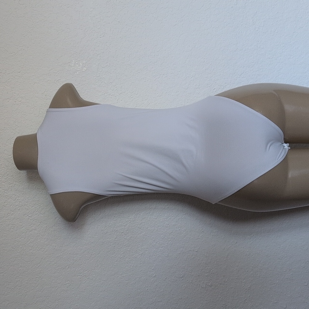 White Sleeveless Bodysuit - Picture 3 of 3